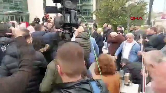 Bursa'da seçim arbedesi: CHP’liler saldırdı polis müdahale etti