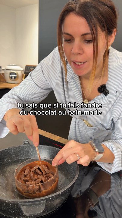 Bougie au chocolat 🍫⚠️ À reproduire uniquement avec mèche alimentaire adaptée. Ne jamais utiliser une mèche classique.