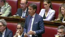 Conte a Meloni: "La sua subalternità a Trump è ignobile"