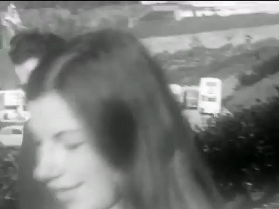 1972 - Johnny Hallyday - Le Johnny Circus s’Installe à Saint-Lô (Télé Normandie, 3ème Chaîne, 26 Août)