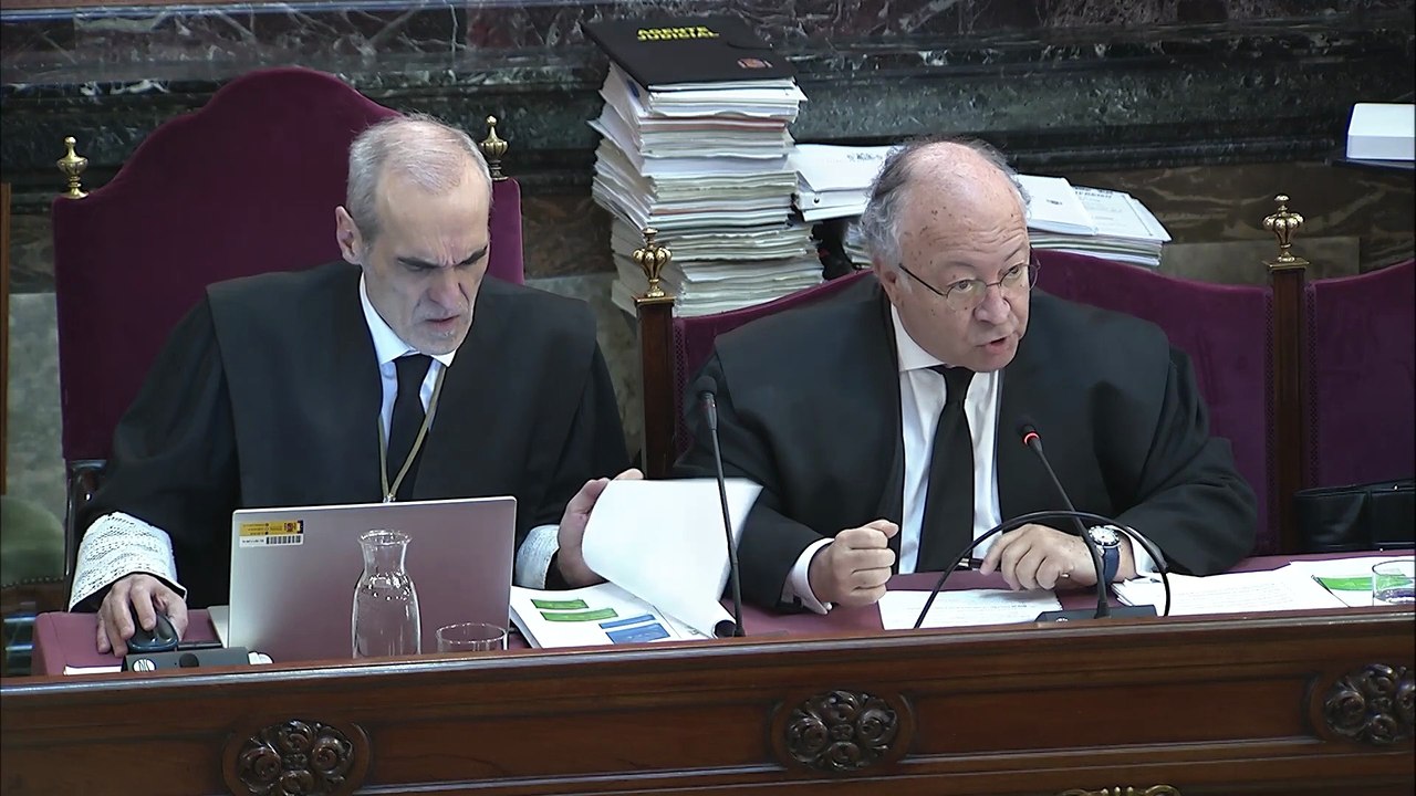 El chófer de Carmen Pano afirma que llevaron dinero a la sede de Ferraz: «Había tacos de billetes»