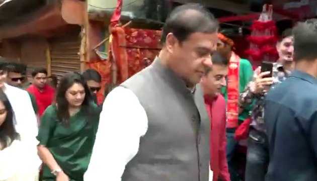 Himanta Biswa Sarma Visits Maa Kamakhya Temple in Guwahati