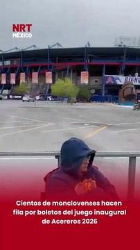 ⚾🔥 Cientos de monclovenses formaron largas filas para comprar boletos del juego inaugural de la temporada 2026 de los Acereros de Monclova.