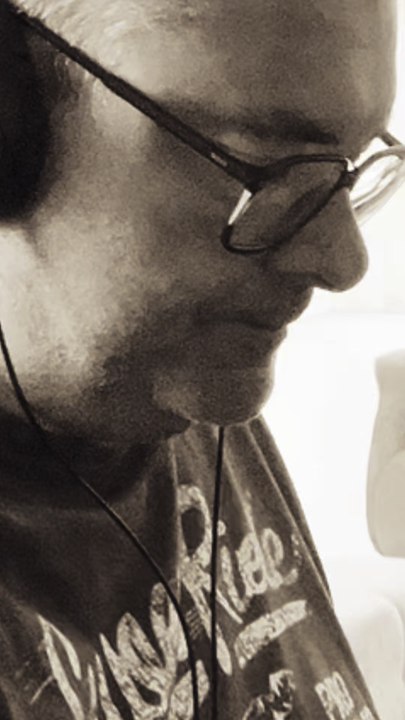 Quelques mots d’amour de Michel berger repris par Hallyno en live