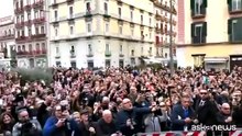 Sanremo, Sal Da Vinci accolto da "re" nella sua amata Napoli