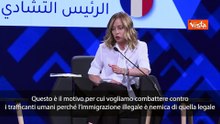 Meloni: "L'immigrazione illegale è nemica di quella legale"