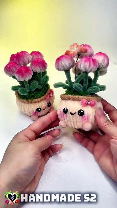 Vasinho de tulipa fofa