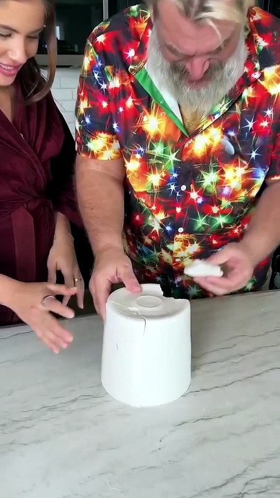 Watch the beautiful moment a dad gets life changing news ❤️✨🤰🏻