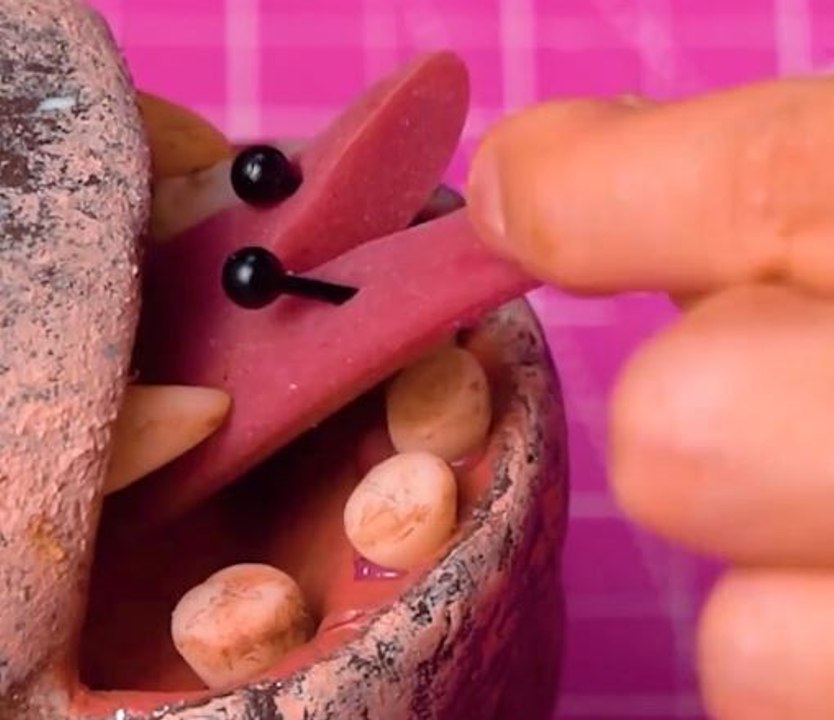 Rawr ! Masques d'animaux faits à la main qui sont tellement bizarres !