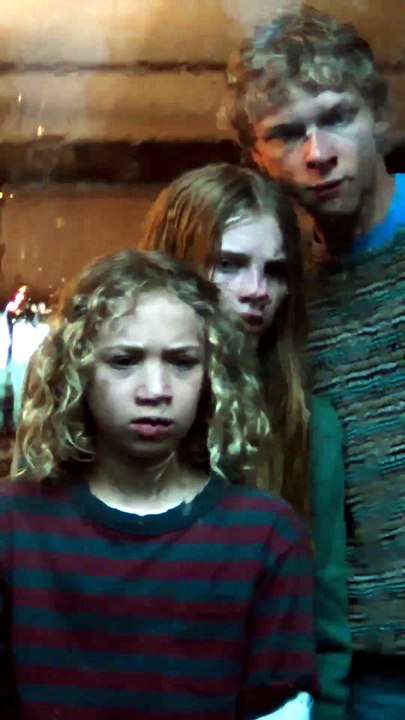 if the flood doesn't get them the sharks might THRASH premieres April 10