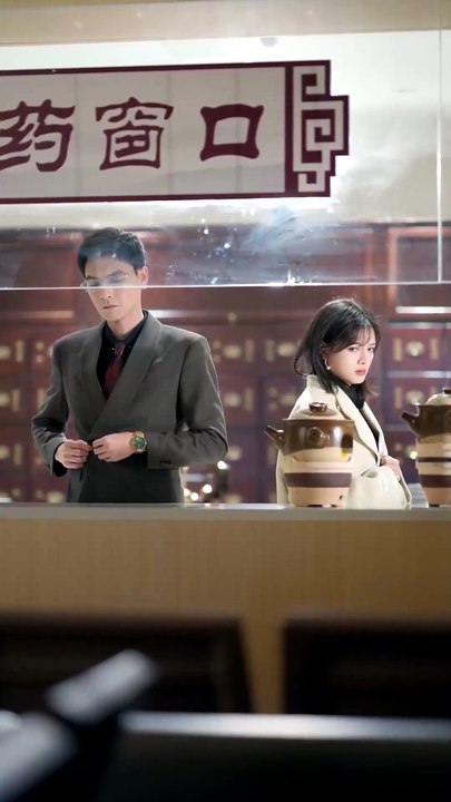 Ruinée par mon ex, j’ai épousé l’homme qu’on redoute… mais c’était lui, cette nuit😮 #dramechinois