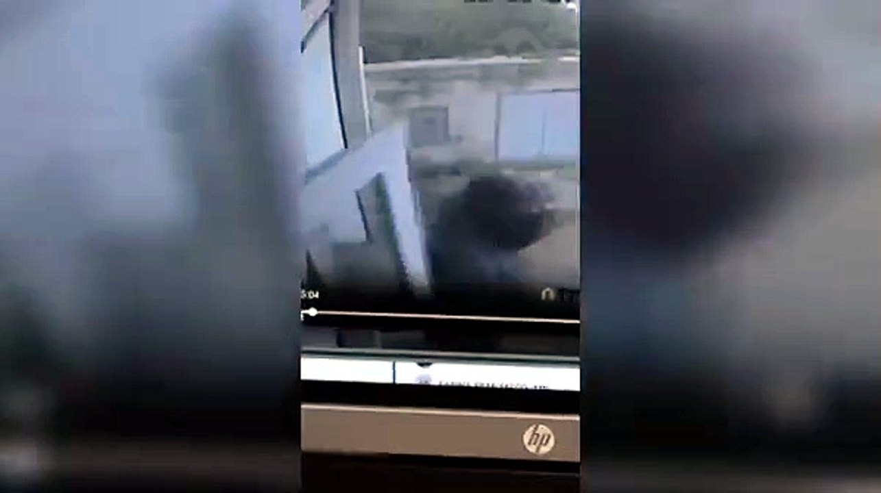 Tentata rapina alle Poste di Olbia: il video del bandito in fuga