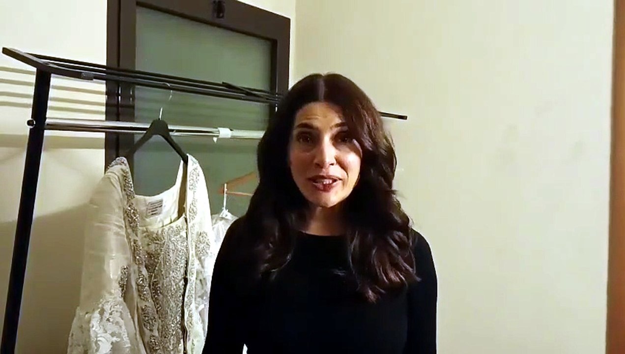 Caterina Murino superstar a Cagliari per la Vedova scaltra di Goldoni: il saluto ai lettori de L'Unione Sarda