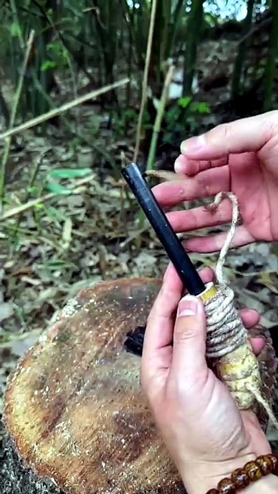 99% of Survivalists Are Doing Fire Starting Wrong — Upgrade to This Ferro Rod 🔥