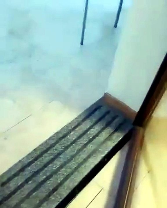 l’Isola si sveglia sotto una coltre di neve