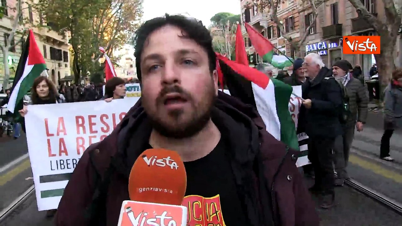 Corteo a Roma contro il ddl Sicurezza, le voci dei manifestanti: "Criminalizzano il dissenso"