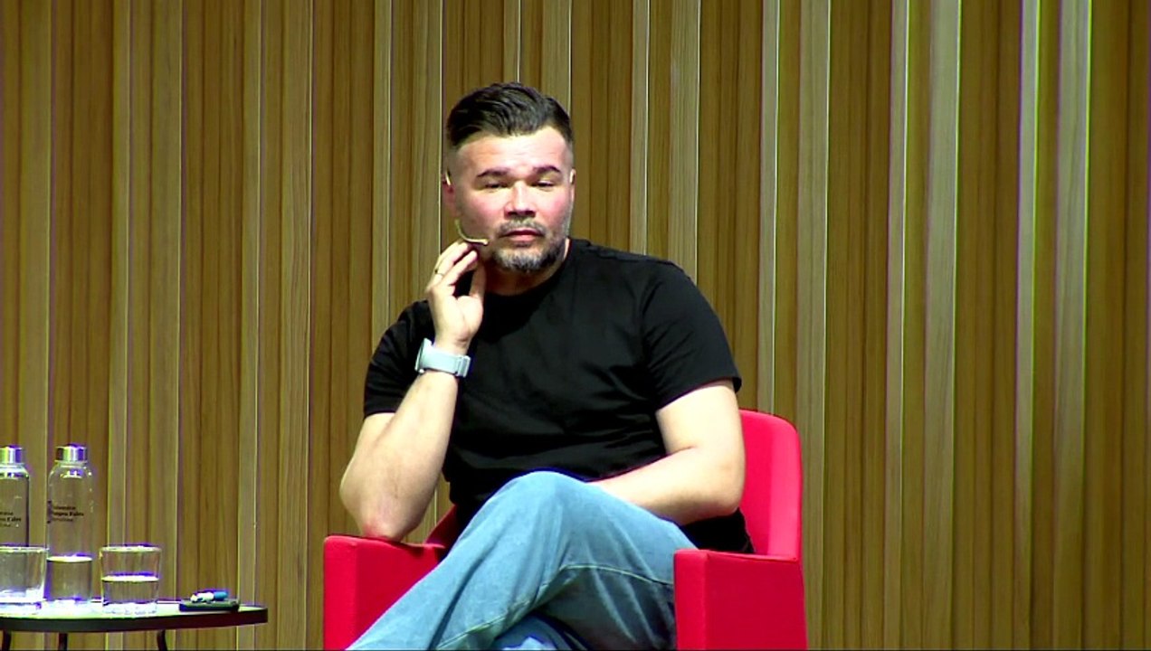 Rufián en su acto junto a Irene Montero