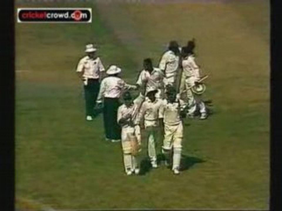 95 SL in Pak_to_DivX_clip0