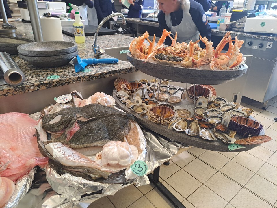 Les apprentis poissonniers en pleine compétition