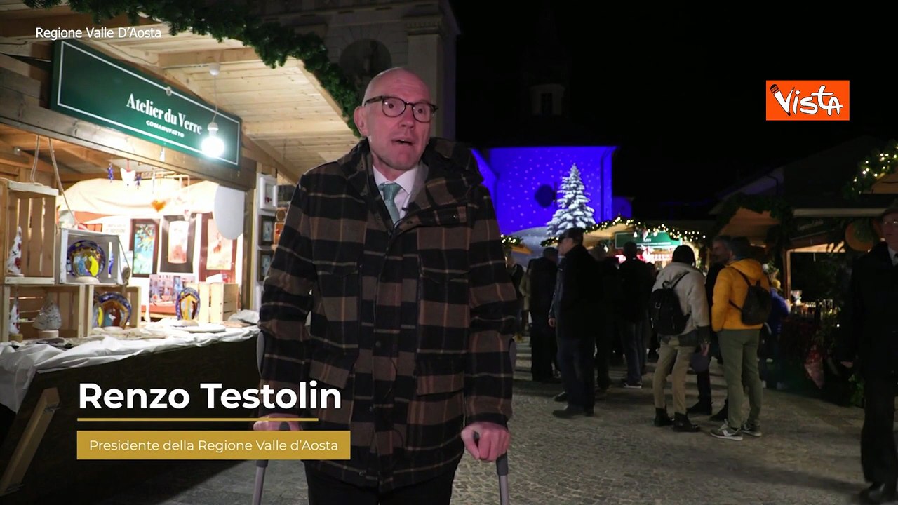 Natale 2023, inaugurati i mercatini di Natale di Aosta