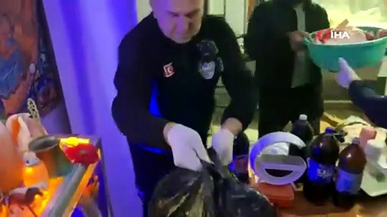 Antalya’da kasap dükkanında mide bulandıran görüntü: Zabıtalar gözlerine inanamadı