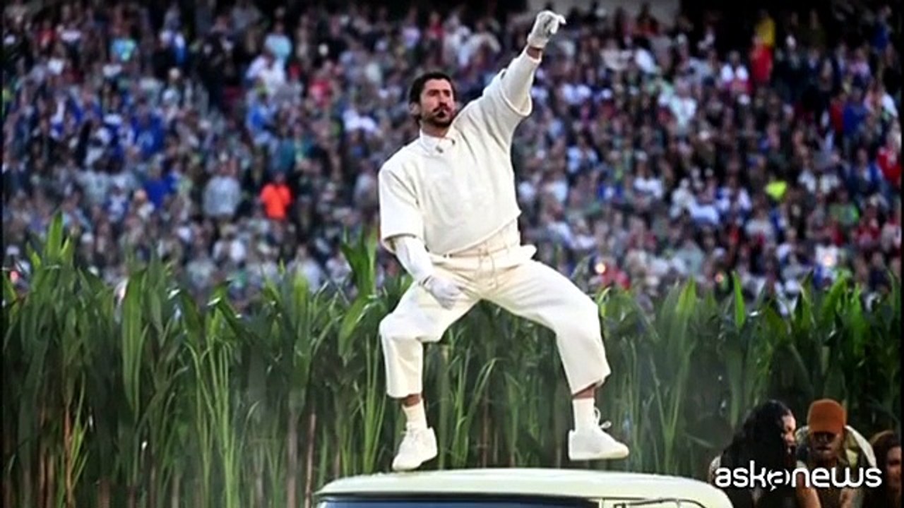 Super Bowl ai Seattle Seahawks, show di Bad Bunny. Trump: affronto ...