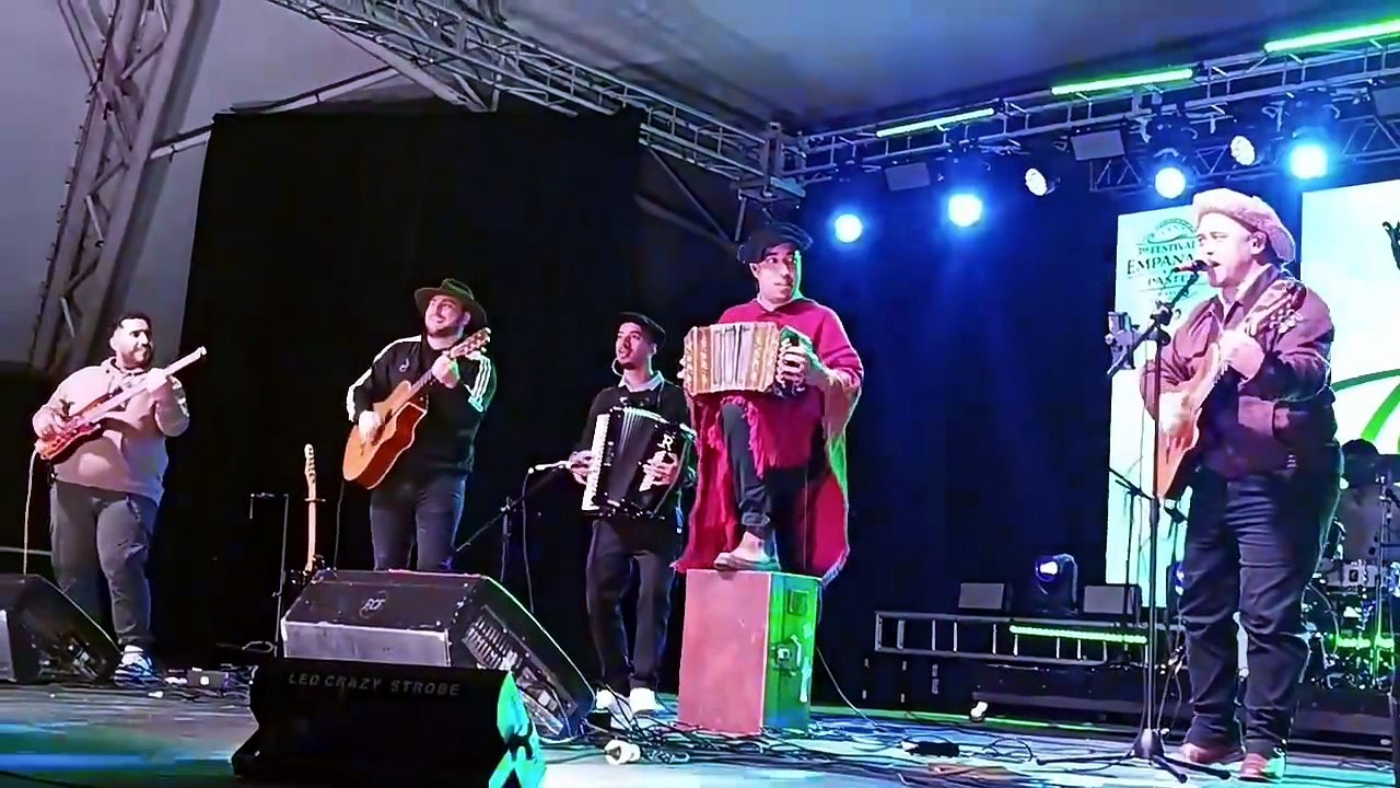 LOS RENUEVOS en el escenario del Turistac - Laguna de las Lavanderas, Tacuarembó 04/04/2026