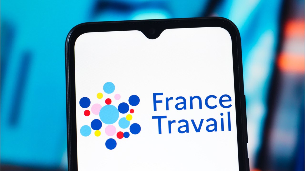 FEMME ACTUELLE - "Elfes, licornes, gnomes, nains" : ces drôles de formations financées par France Travail qui promettent de rencontrer des créatures magiques, révélées par Complément d’enquête