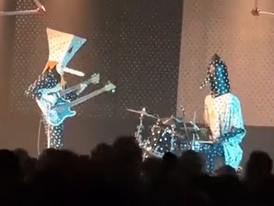 Gepunktete 'Außerirdische' erobern die Musikszene