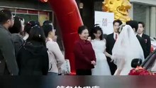 她為愛藏起千金身份，婚禮當天卻被準婆家欺負到頭上。