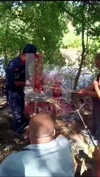 Jandarma ve defineciler Narin Güran'ı ellerinde çubukla aramış