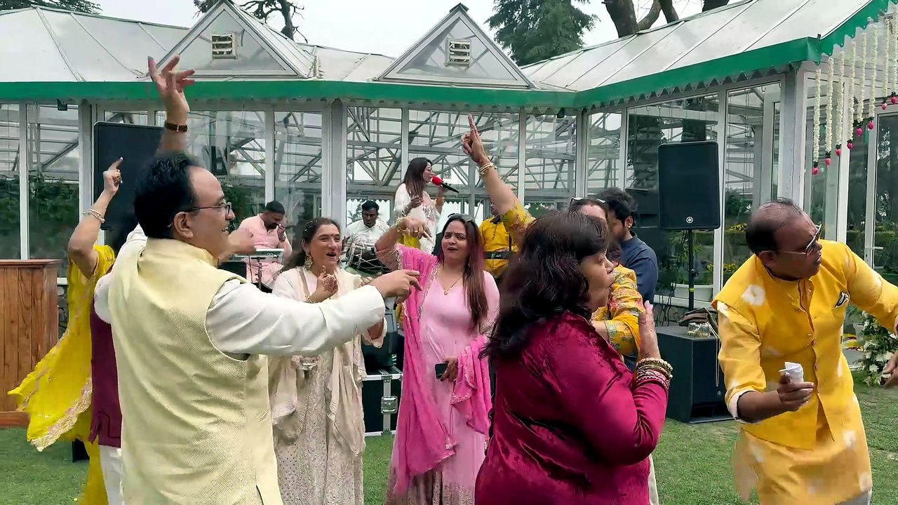 Indian Female Punjabi Folk Singers For Wedding Near Me | Punjabi Ladies Sangeet Singers In Delhi For Wedding | Famous Punjabi Folk Singers Female