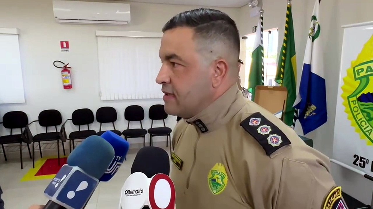 Policiais são homenageados em Umuarama durante solenidade do 25º BPM