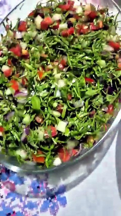 Salada Fresca e Colorida em Pernambuco! Fresh Brazilian Salad! 🥗🇧🇷