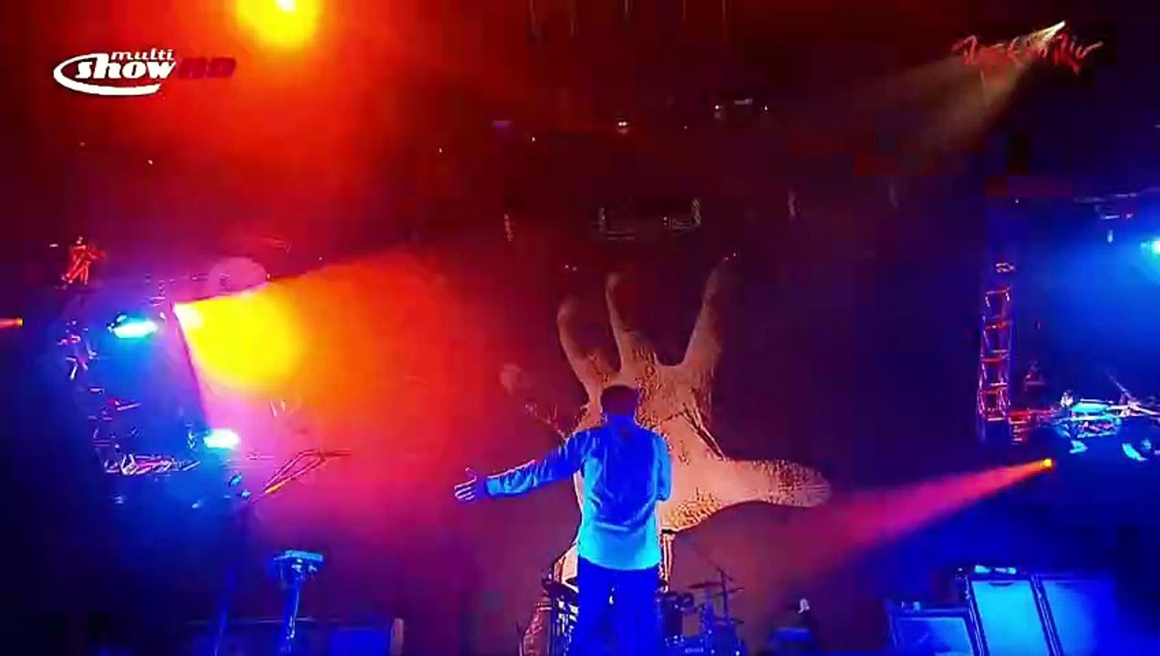 Suite-Pee...War? - System Of A Down (live)