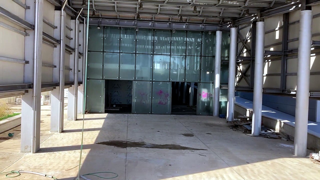 Porto Torres, Terminal crociere: l’incompiuta nel mirino dei vandali