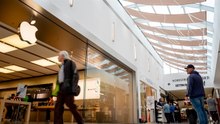 Apple Accused of 'Union Busting' Over Store Closure