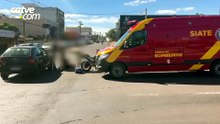 Carro e moto se envolvem em acidente no Centro de Cascavel