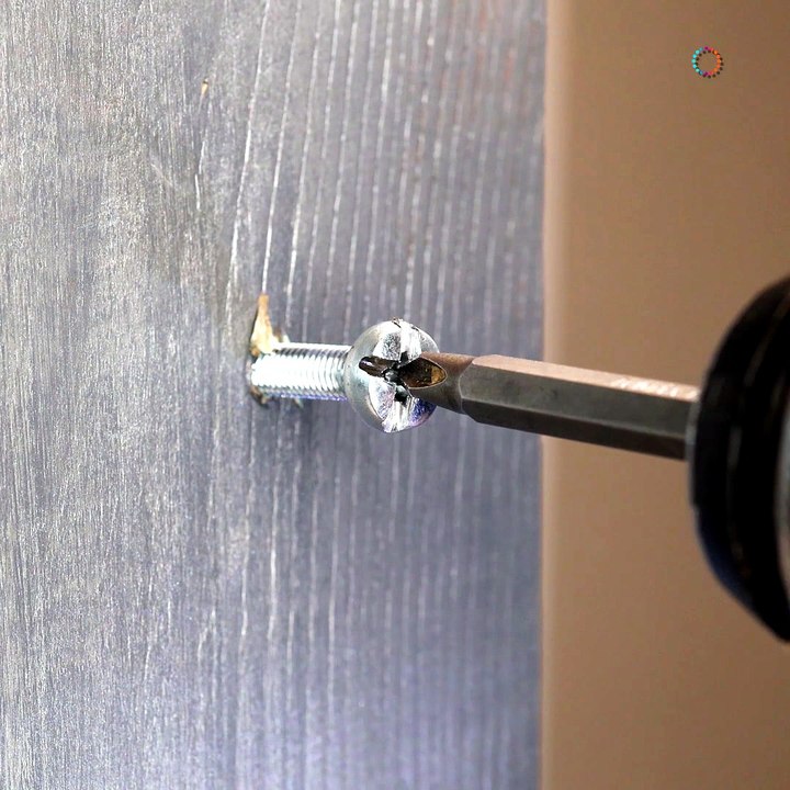 Fixing screws made easy 🔩✨
