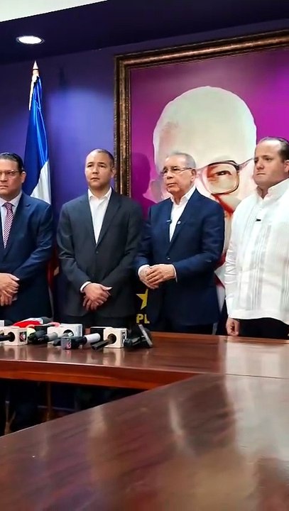 Danilo Medina se reúne con el Gobierno y queda a la espera de un plan para mitigar efectos de crisis en Medio Oriente