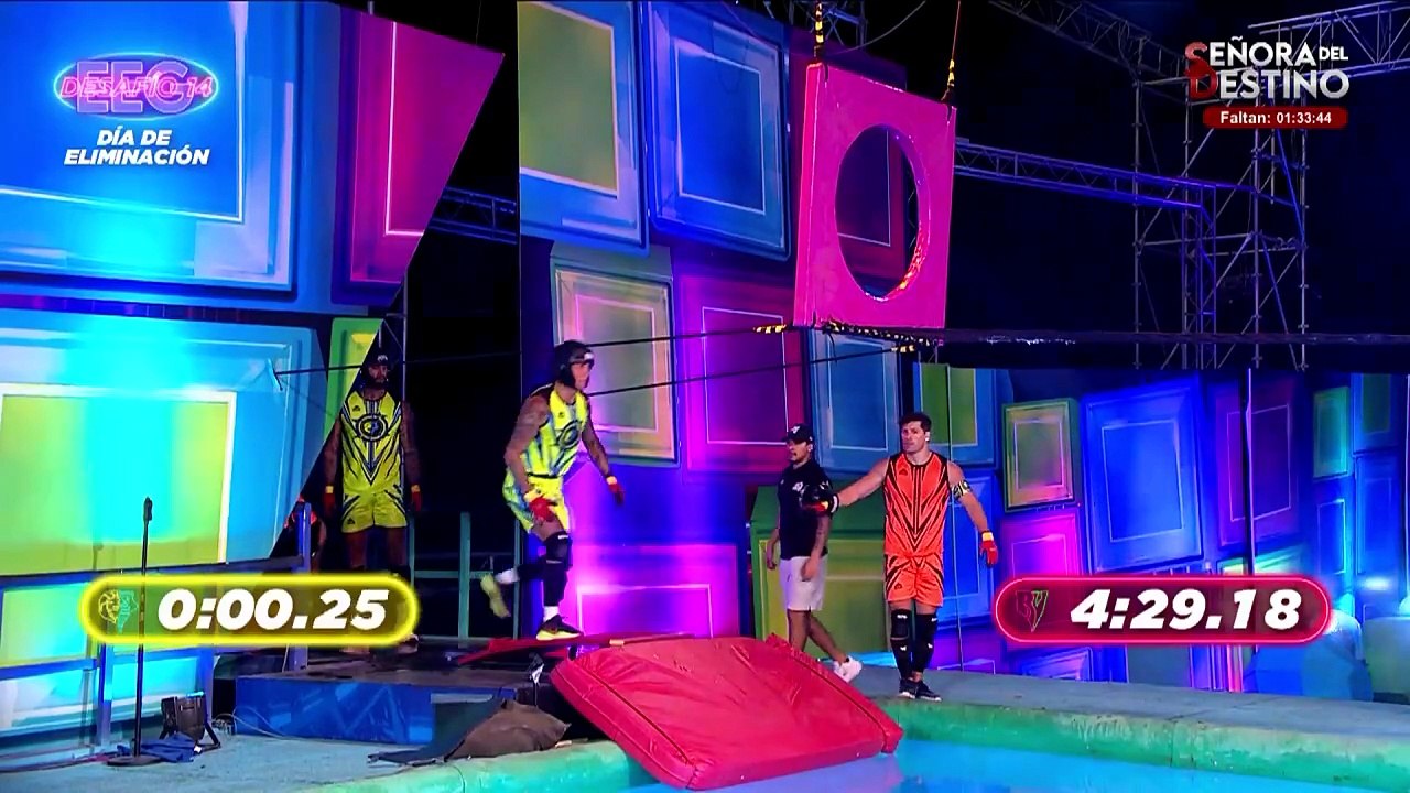 Emil protagonizó bochornoso incidente con su short en pleno juego - MIERCOLES - 08-04-26 - 5