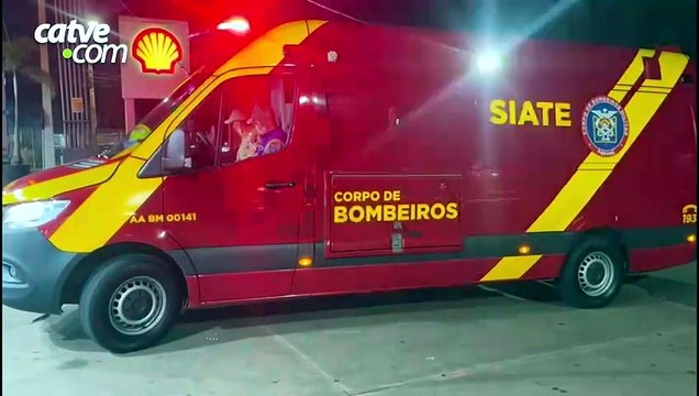 Motociclista fica ferido após batida envolvendo dois carros no bairro São Cristóvão, em Cascavel