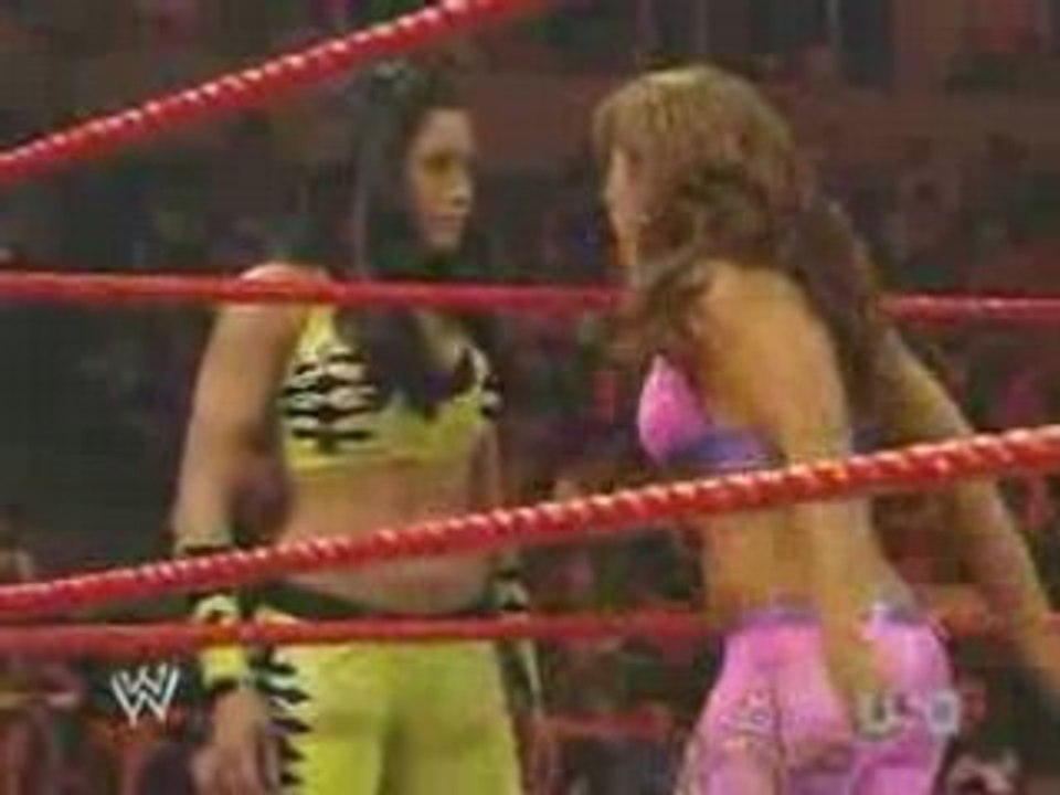 Mickie James & Melina vs Katie Lea & Beth Phoenix 2/6/08