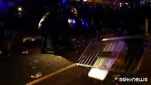 Spagna, nuovi scontri tra polizia e manifestanti a Barcellona