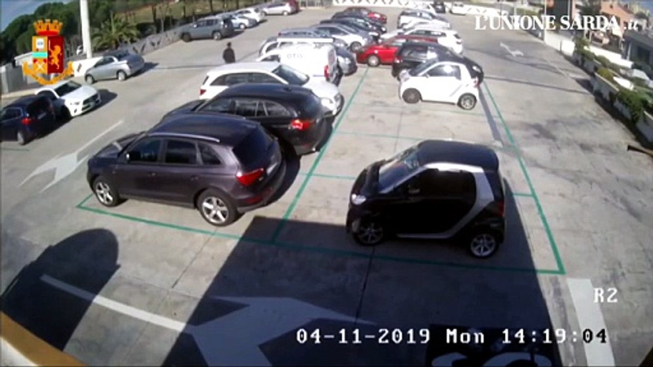 "Scendi dalla macchina": Cagliari, la prima rapina di Luca Saba