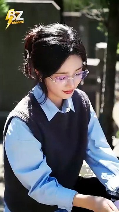 Adiós al pasado, hola al destino Completa en Español