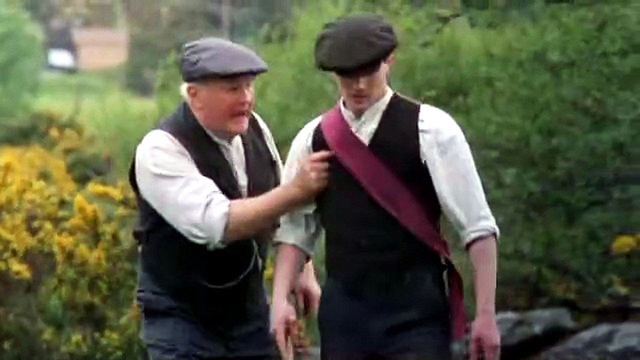 Il vento che accarezza l'erba (Ken Loach, 2006)-1. tempo