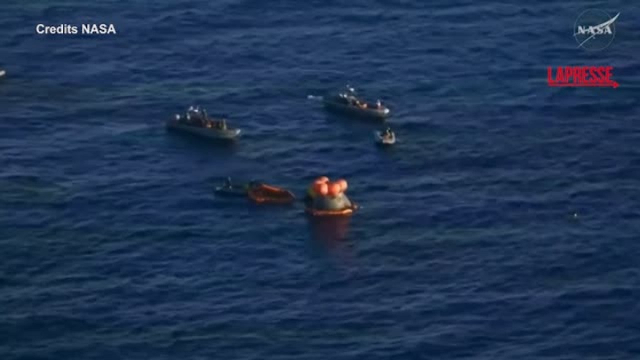 Artemis II, il recupero degli astronauti nel Pacifico