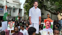 ಕಾಂಗ್ರೆಸ್​ಗೆ ತಲೆನೋವಾದ ಕೇರಳಂ ಸಿಎಂ ಆಯ್ಕೆ..! ವೇಣುಗೋಪಾಲ್ vs ಸತೀಶನ್ ಮಧ್ಯೆ ಯಾರಿಗೆ ಪಟ್ಟ? ಯಾರಾಗ್ತಾರೆ ಕೇರಳಂ ಸಿಎಂ?