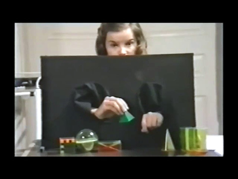 The Mind Beyond. (1976) 2. Double Echo.